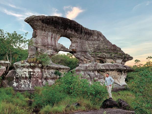コロンビア驚異の大自然探訪ハイキング 13日間