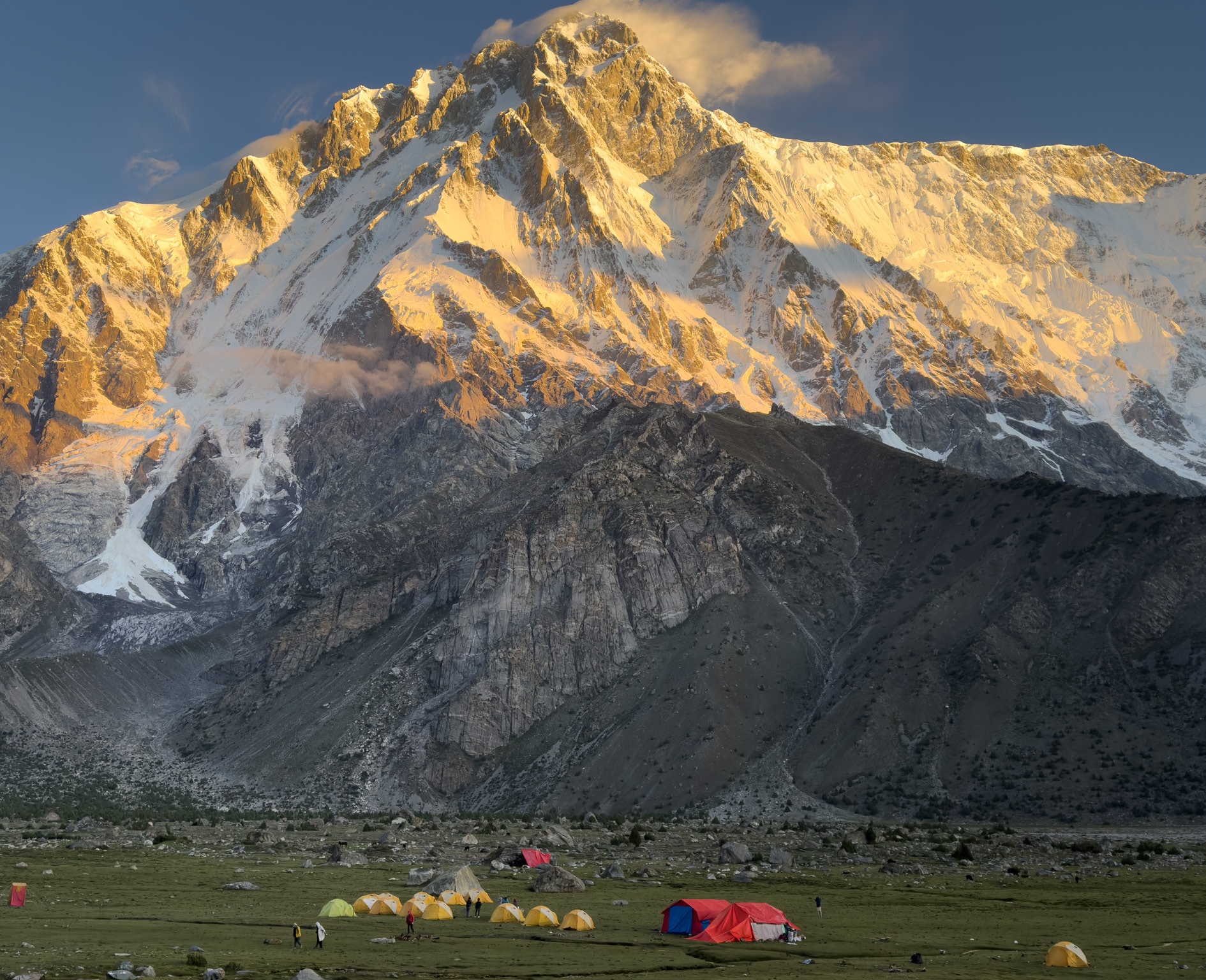 世界の山旅 - アルパインツアー